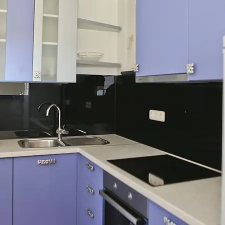 Mirjana Apartamento *