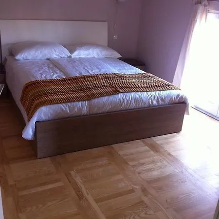 Apartamento Mirjana *